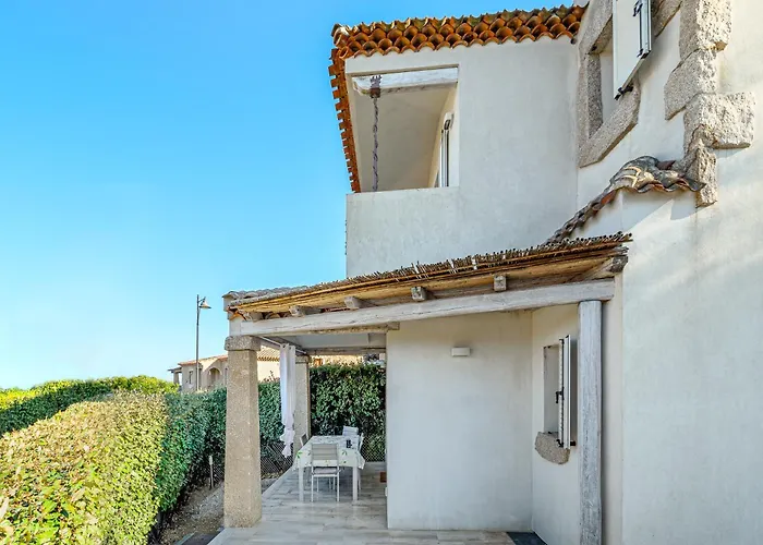 Smeraldina Semesterbostad Olbia